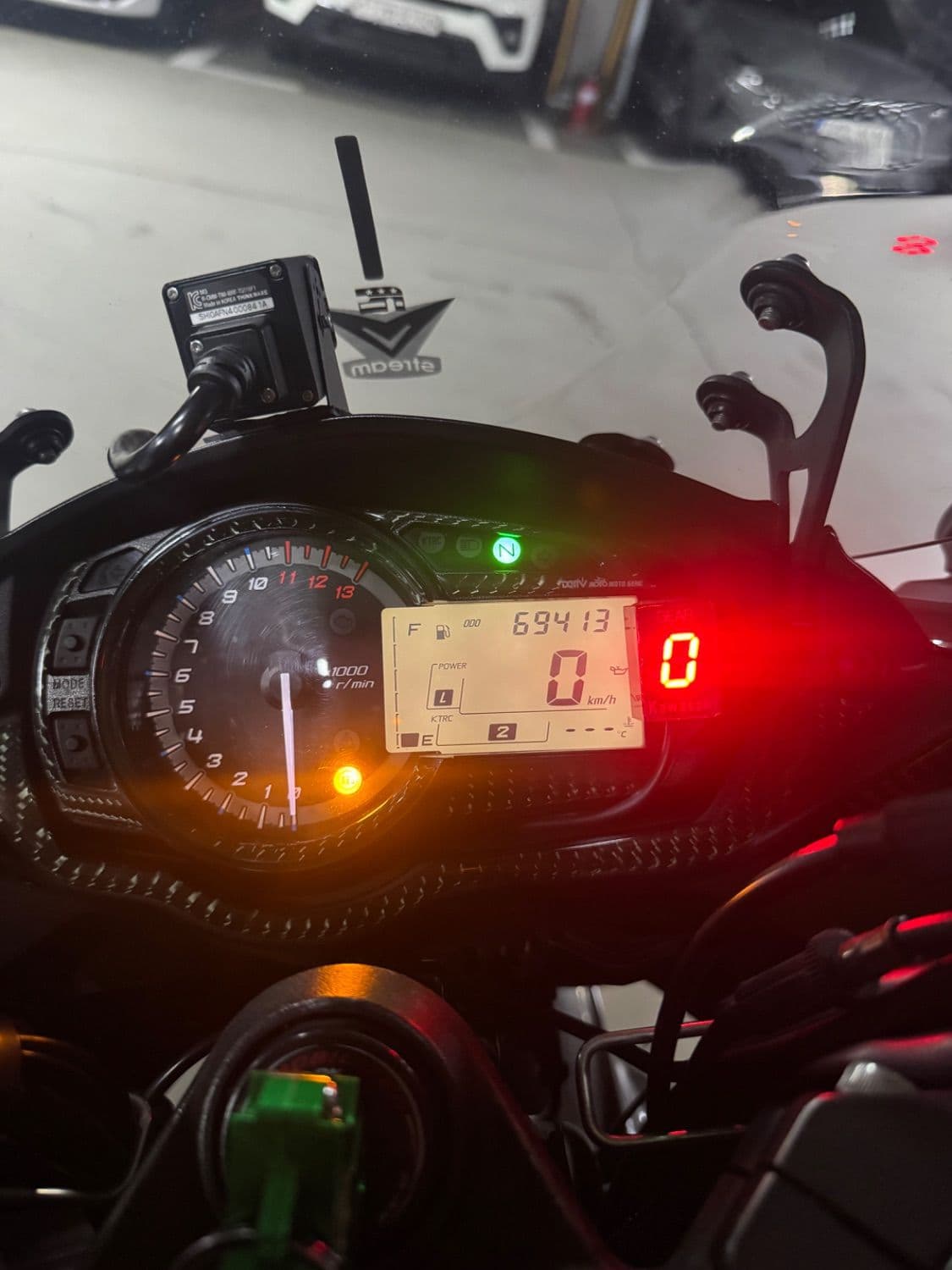 가와사키 Z 1000 SX 6