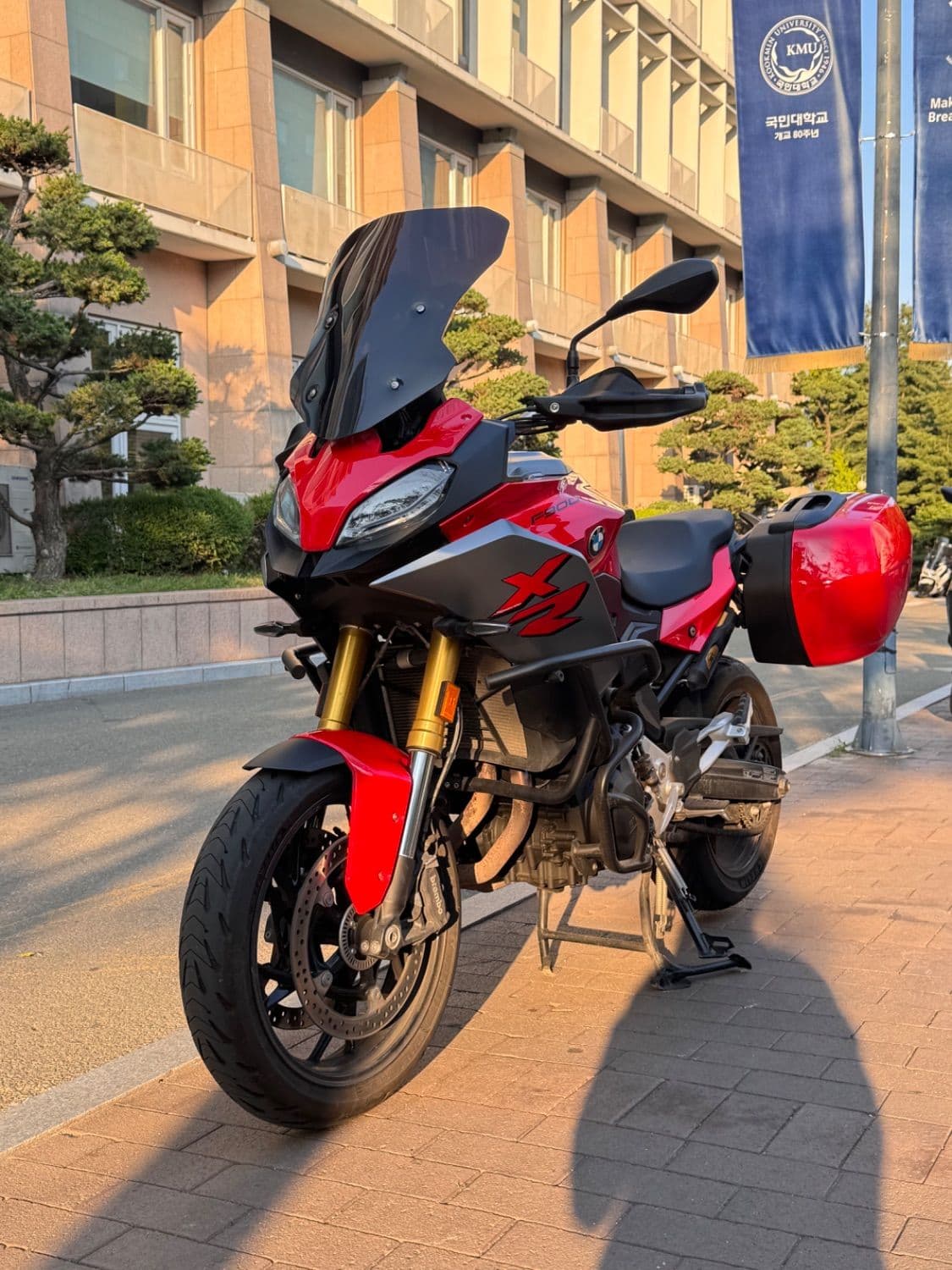 BMW F 900 XR 1