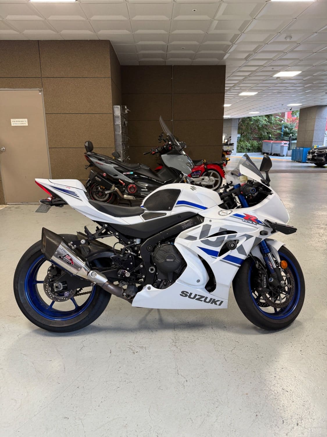스즈키 GSX R 1000 R 3