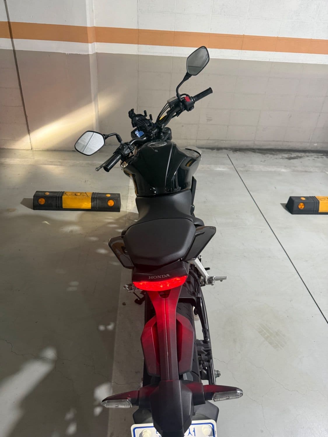 혼다 CB 125 R 6