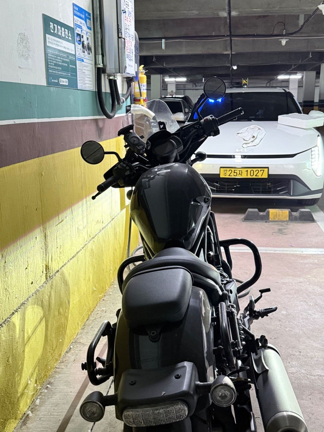 혼다 레블 1100 MT 6