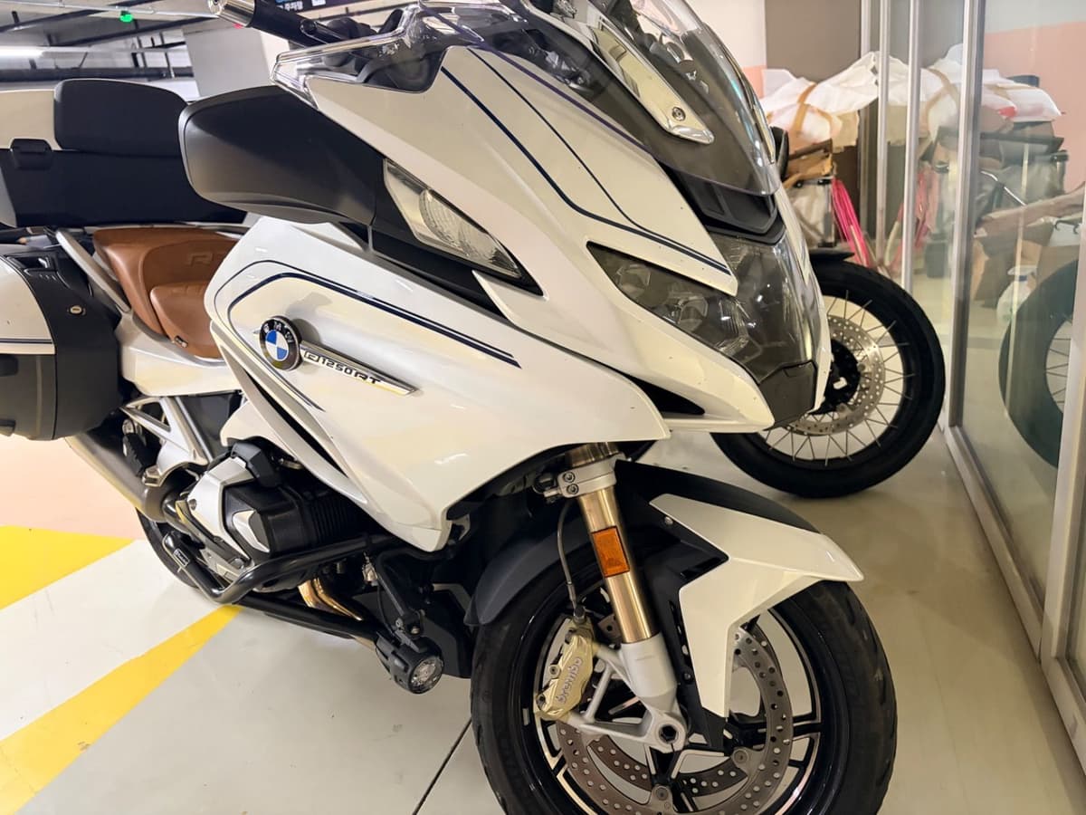BMW R 1250 RT 8