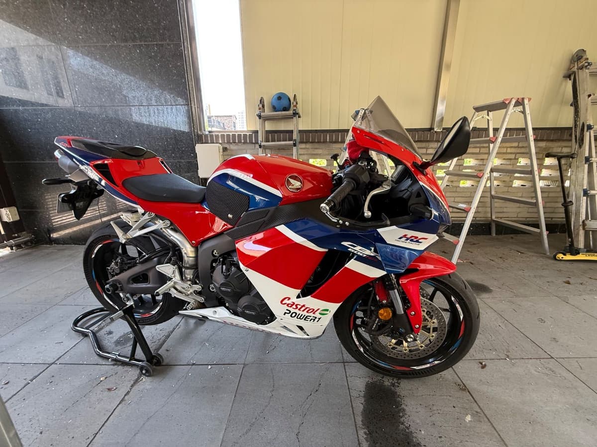 혼다 CBR 600 RR 3