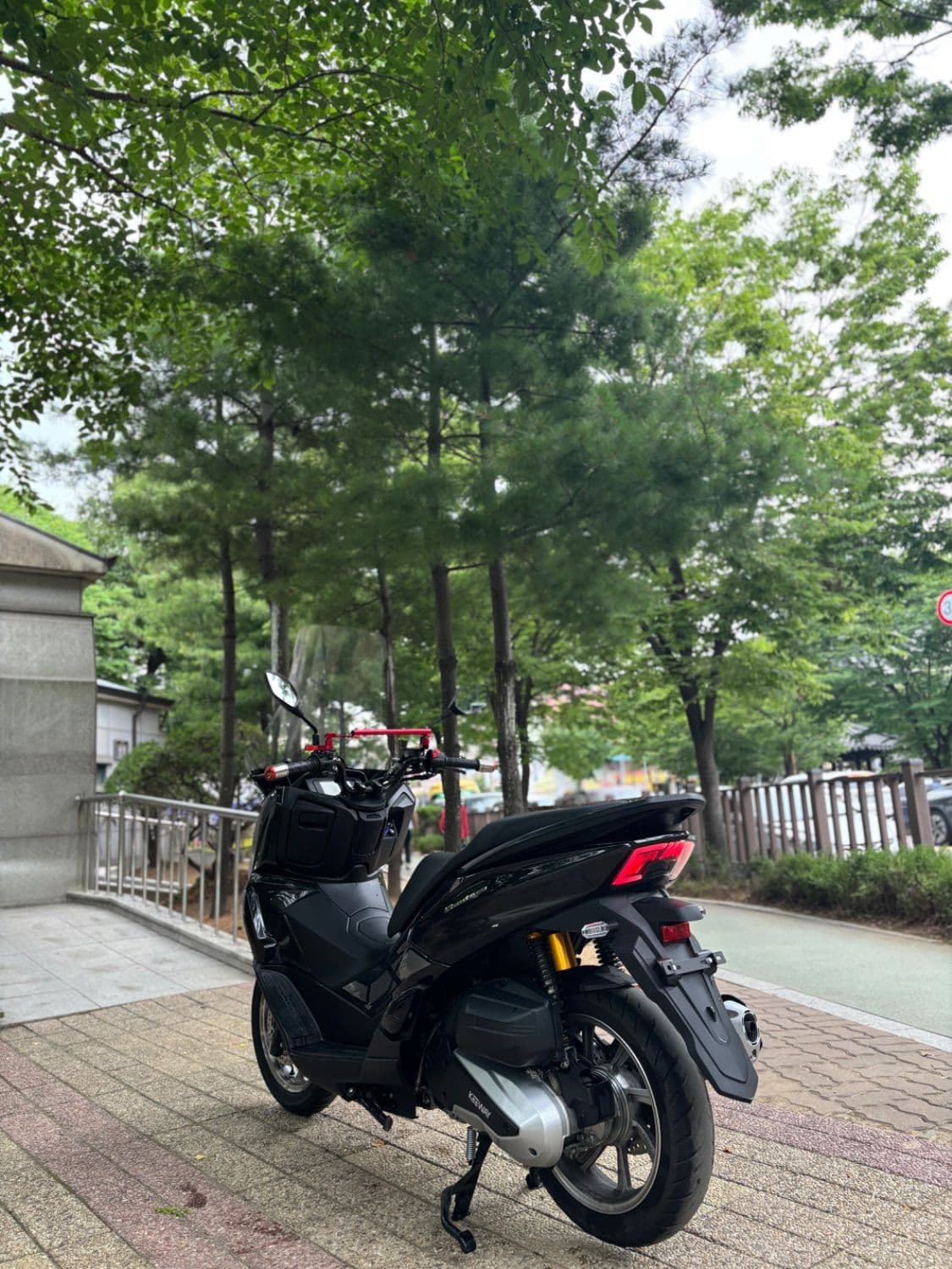 키웨이 VIESTE 125 LX 4