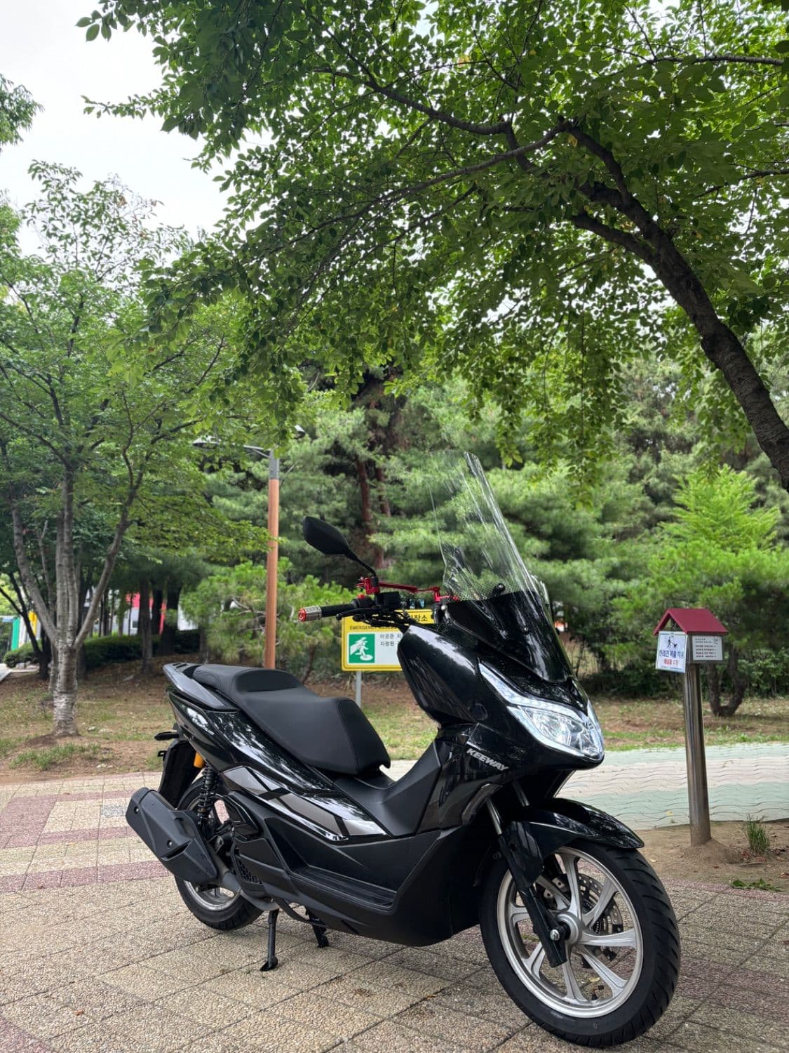 키웨이 VIESTE 125 LX 8