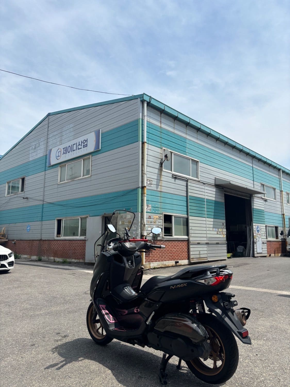 야마하 NMAX 125 4