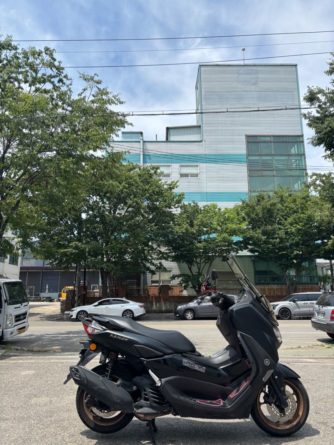 야마하 NMAX 125 7