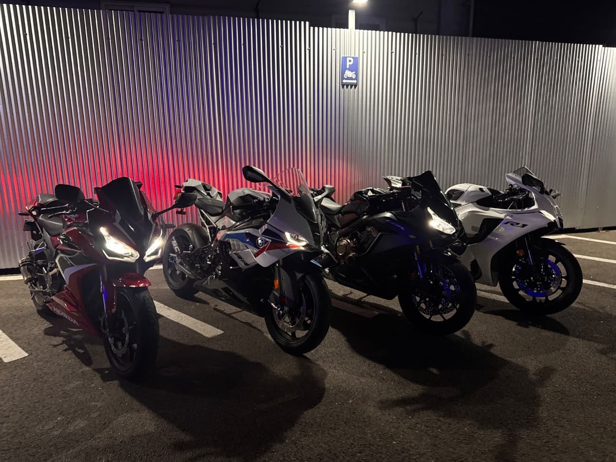 야마하 YZF R1 6