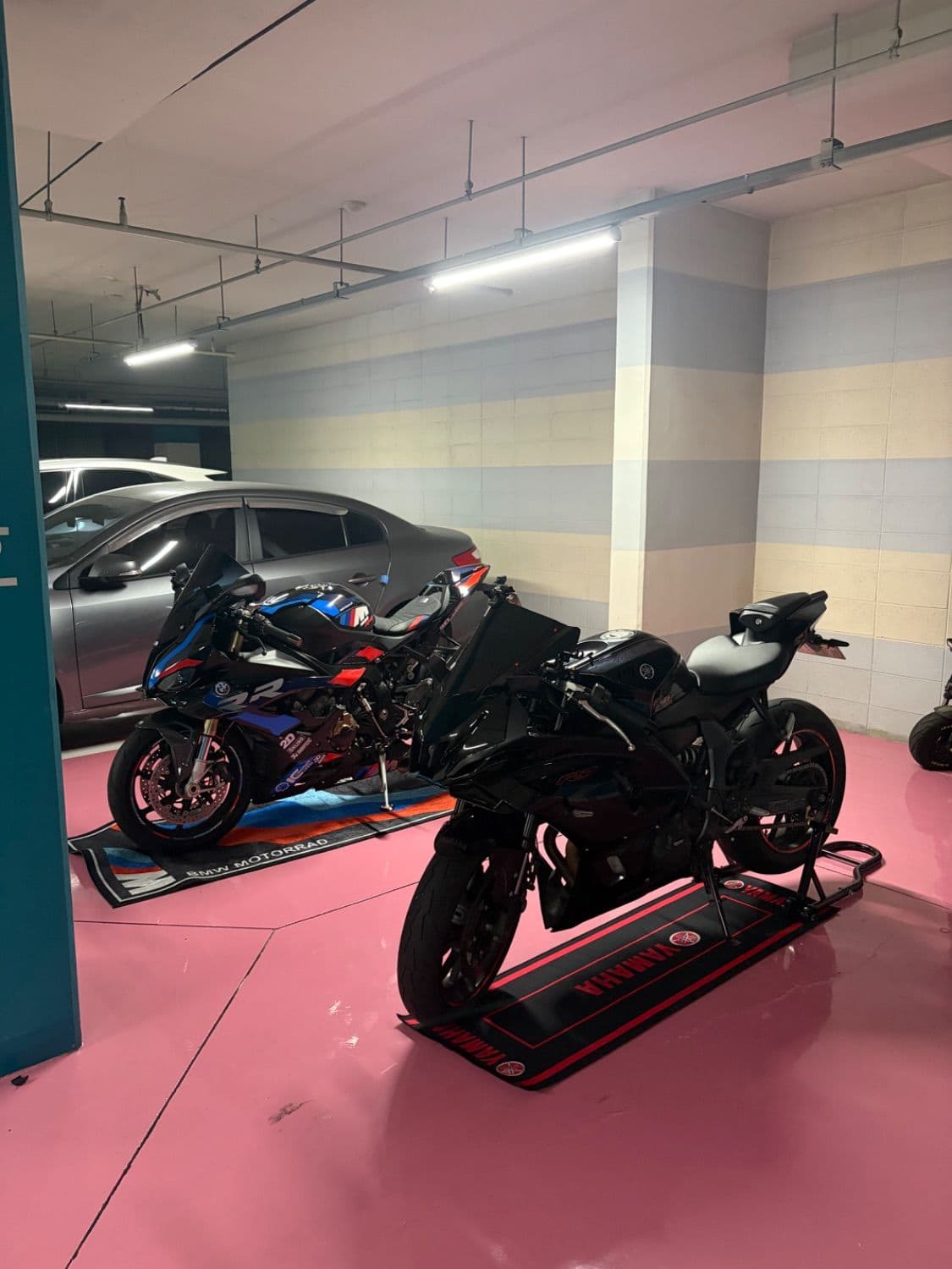 BMW S 1000 RR 1