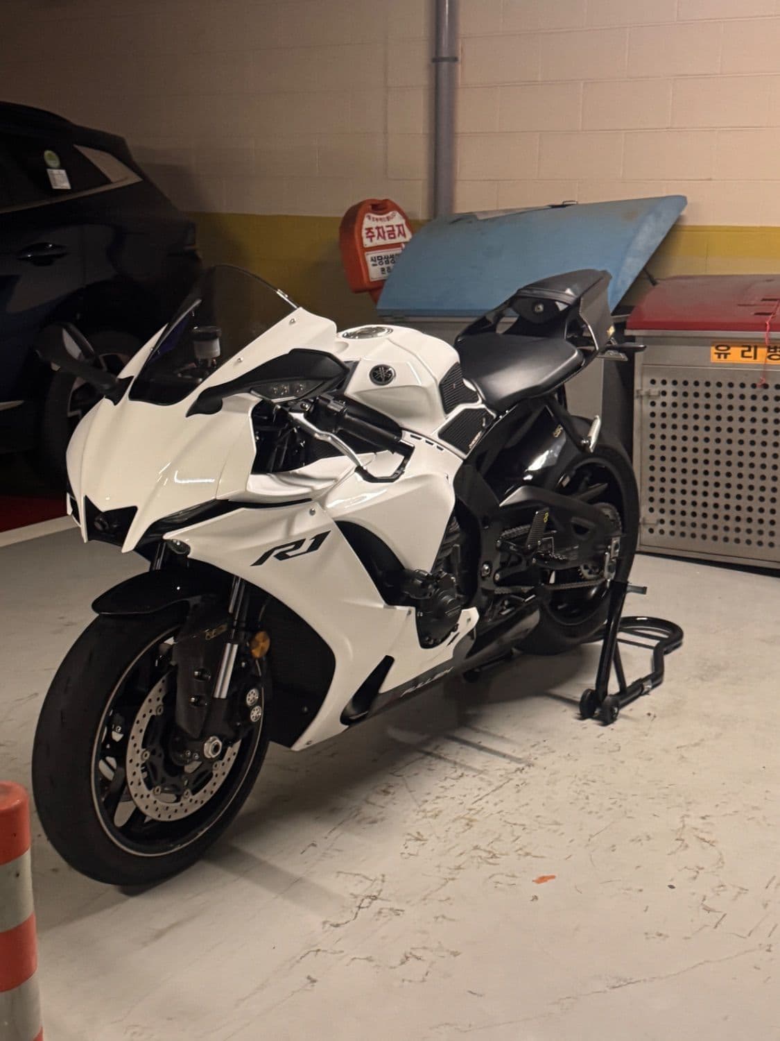 야마하 YZF R1 1
