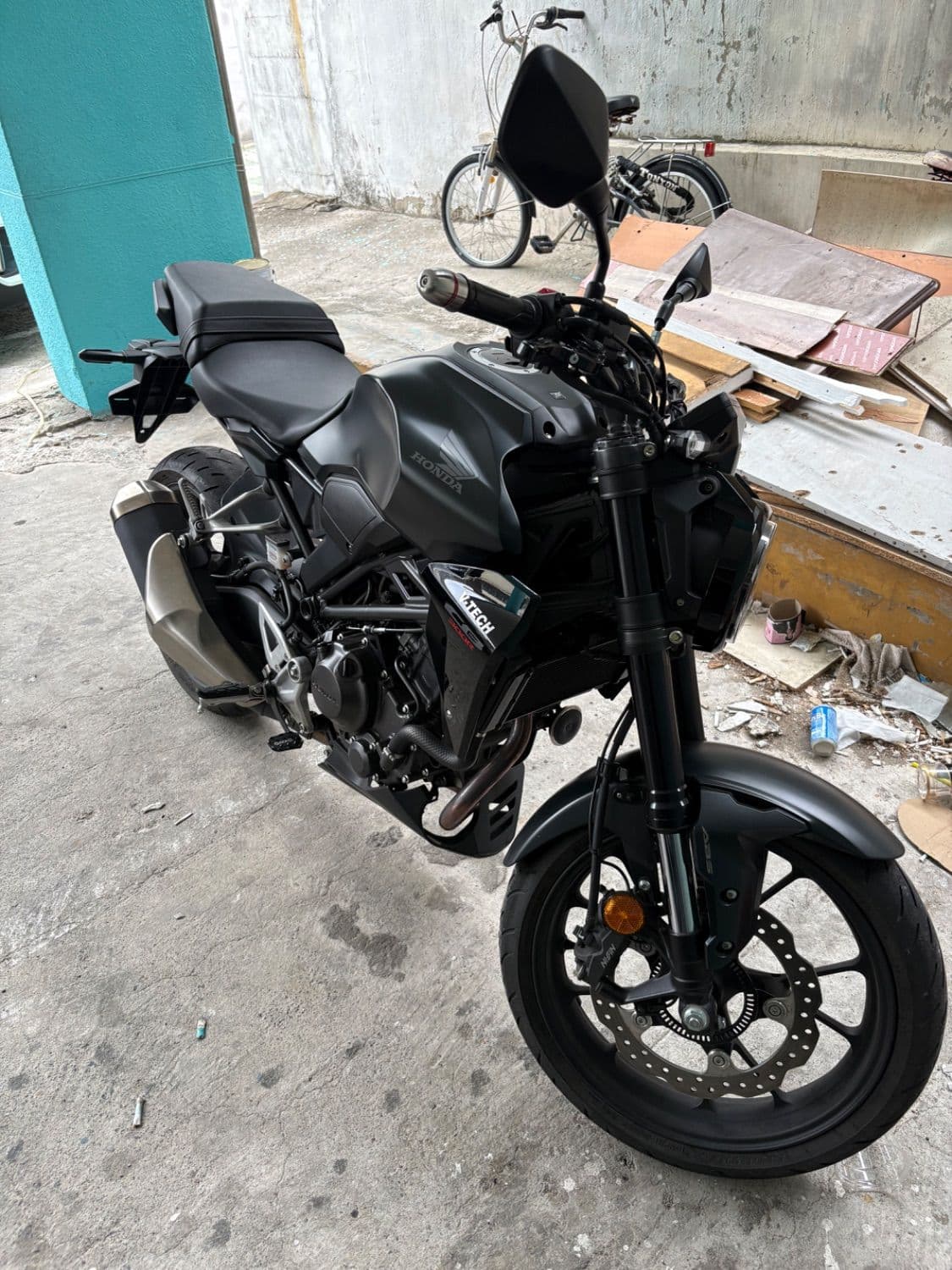 혼다 CB 300 R 2