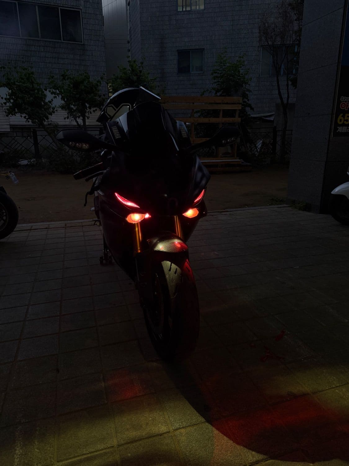 야마하 YZF 600 R 5