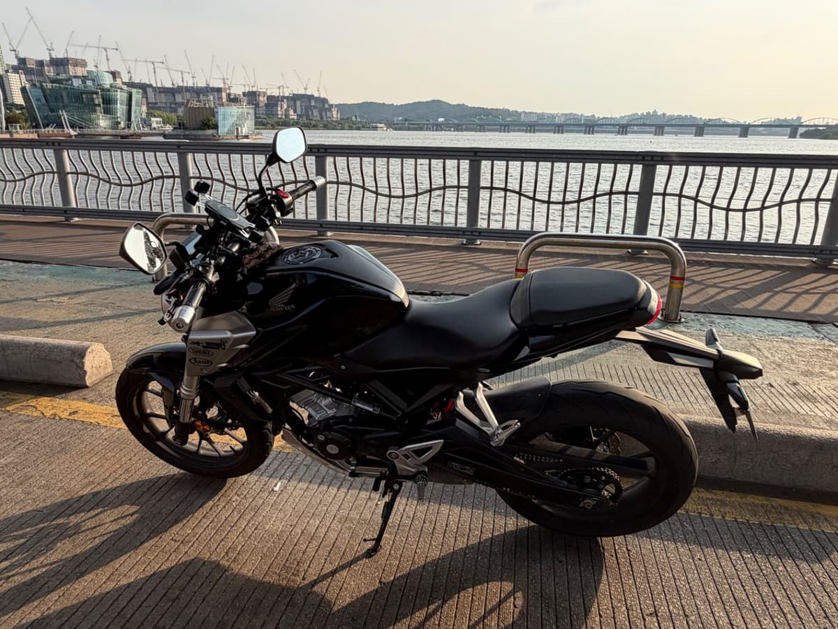 혼다 CB 125 R more