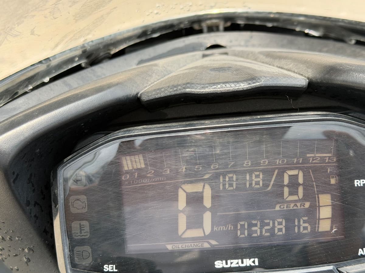 스즈키 GSX R 125 ABS 10