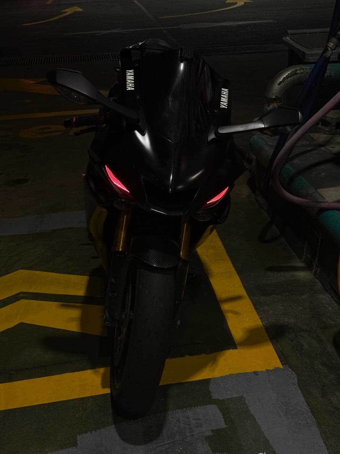 야마하 YZF 600 R 3
