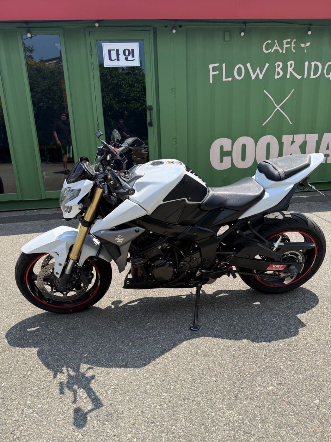 스즈키 GSX S 750 1