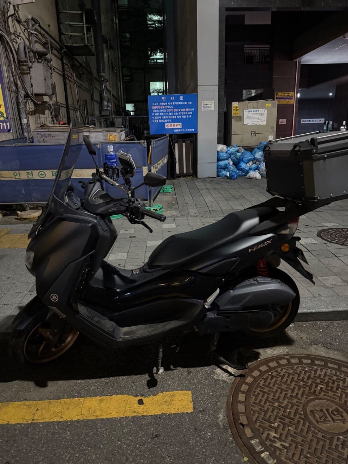 야마하 NMAX 125 1