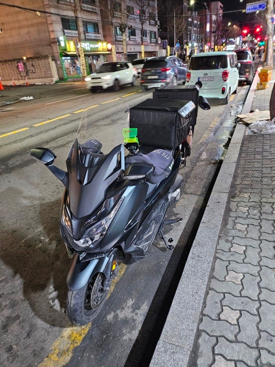 혼다 포르자 350 2