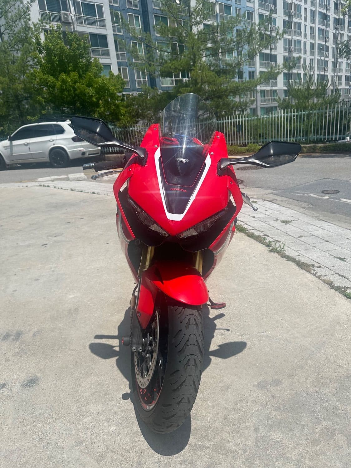 혼다 CBR 1000 RR 1