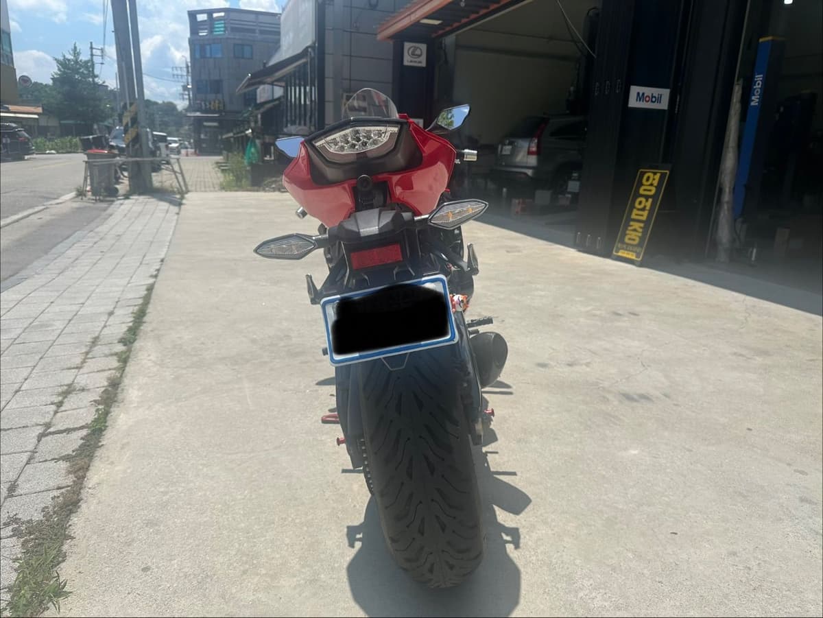 혼다 CBR 1000 RR 4