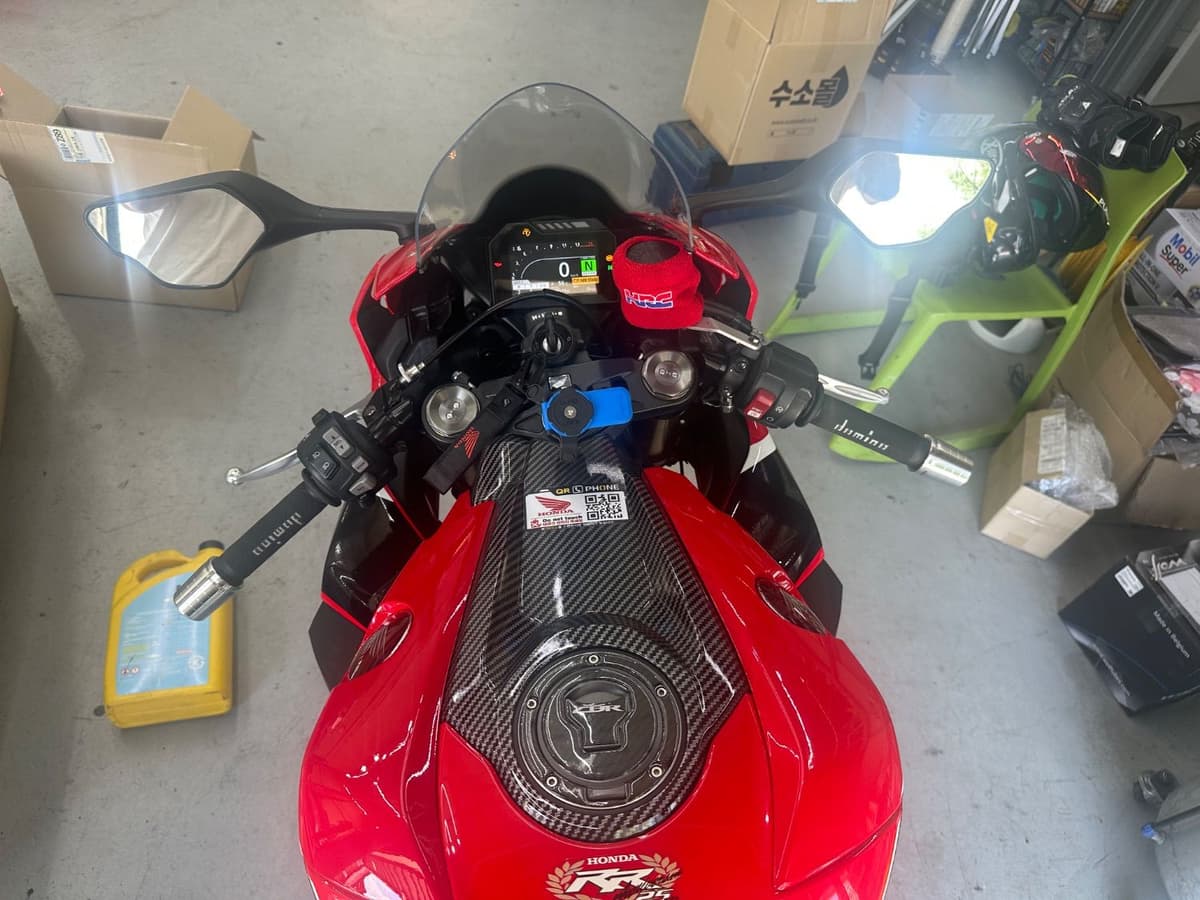 혼다 CBR 1000 RR 6