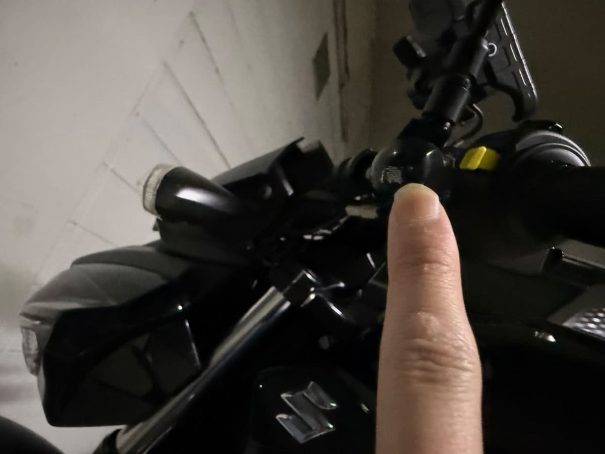 스즈키 GSX S 125 9