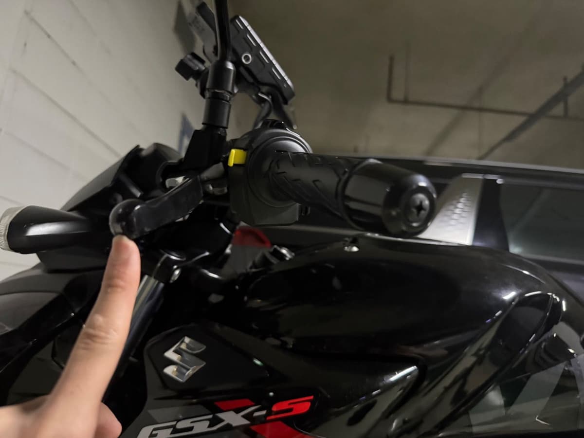 스즈키 GSX S 125 8
