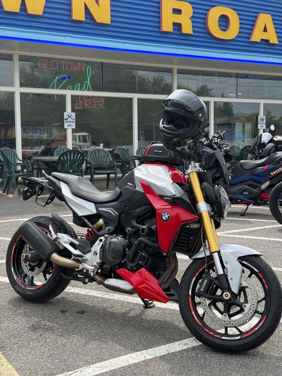BMW F 900 R 1
