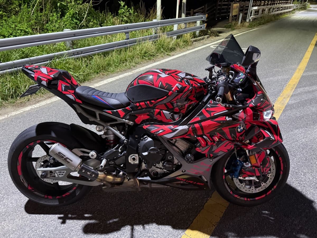 BMW S 1000 RR 1