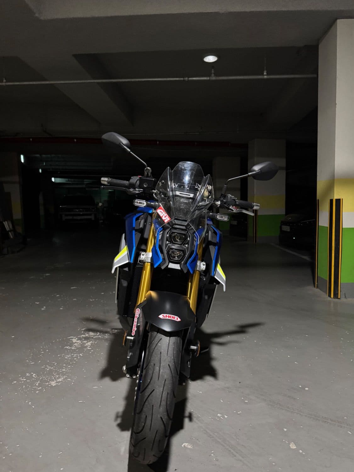 스즈키 GSX S 1000 4