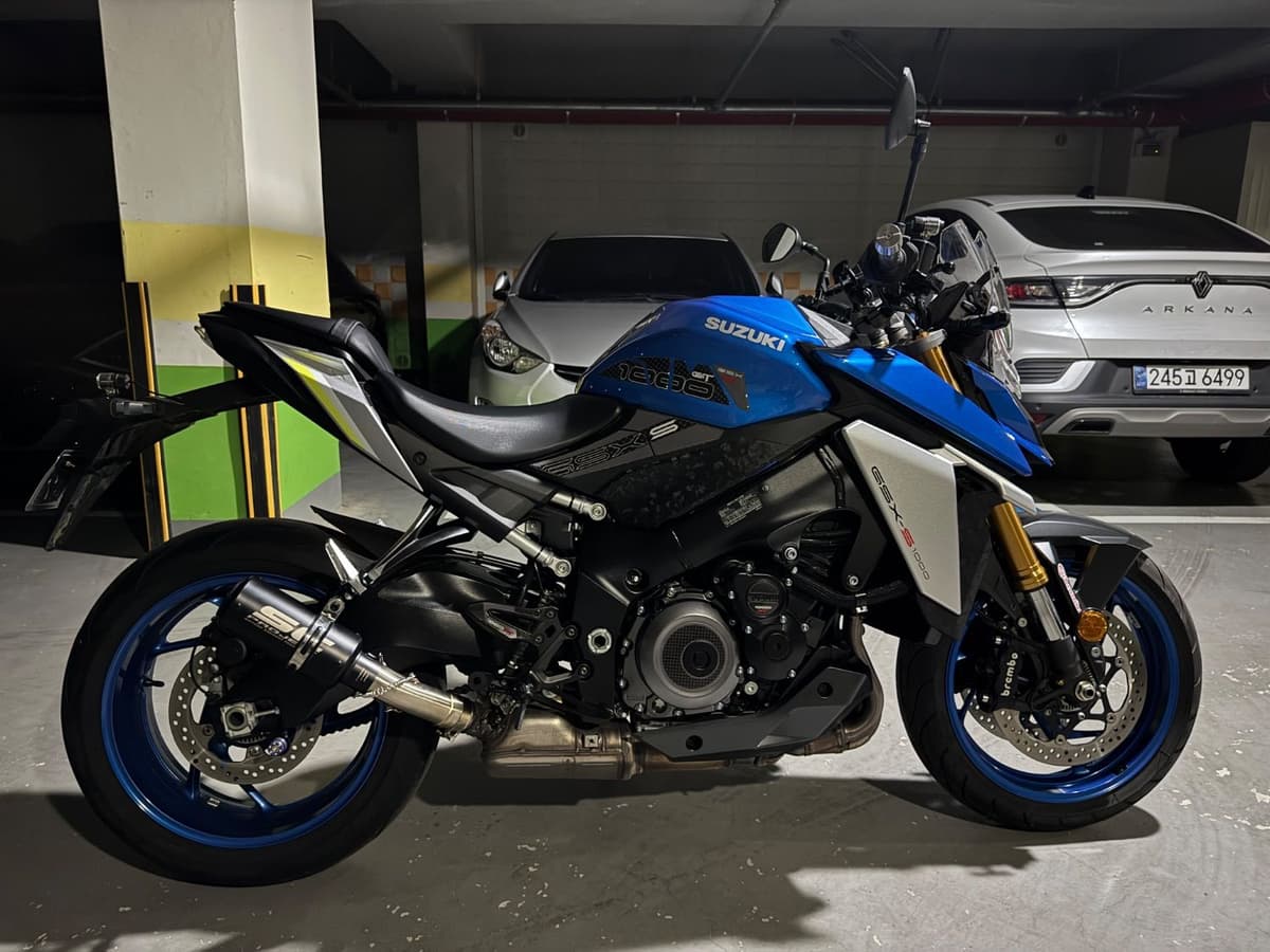 스즈키 GSX S 1000 3