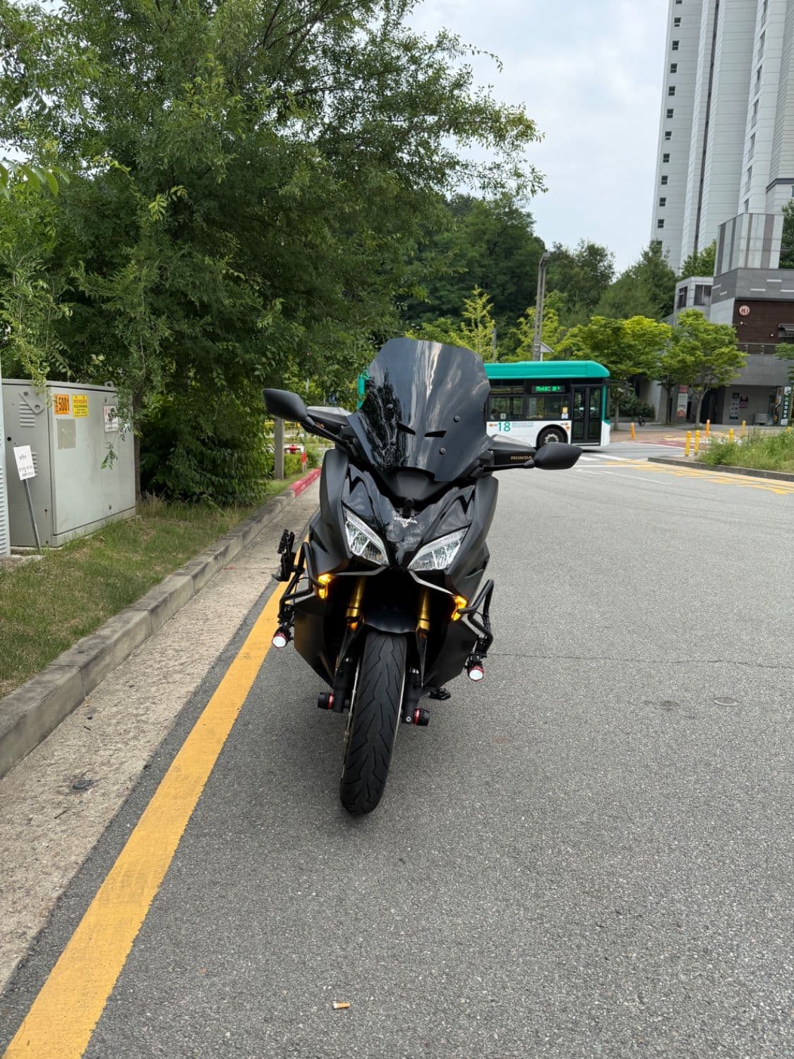 혼다 포르자 750 3