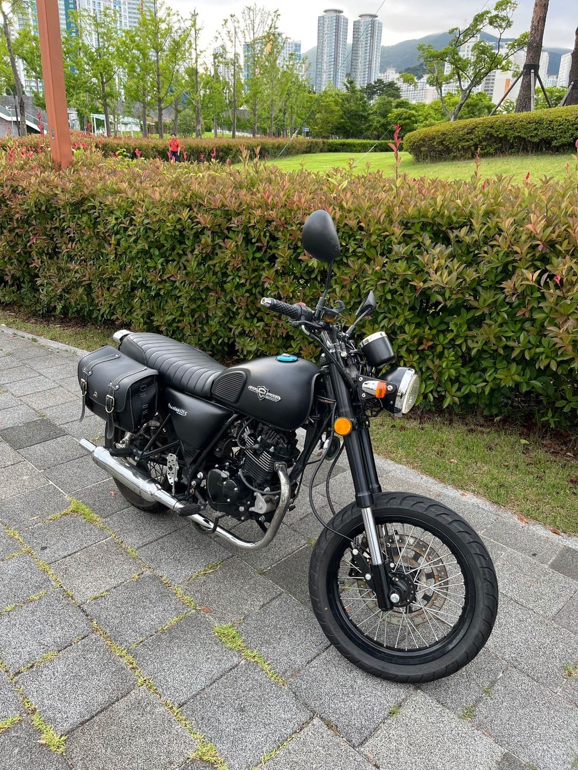 엘로이모터스 팬텀 125 S 3