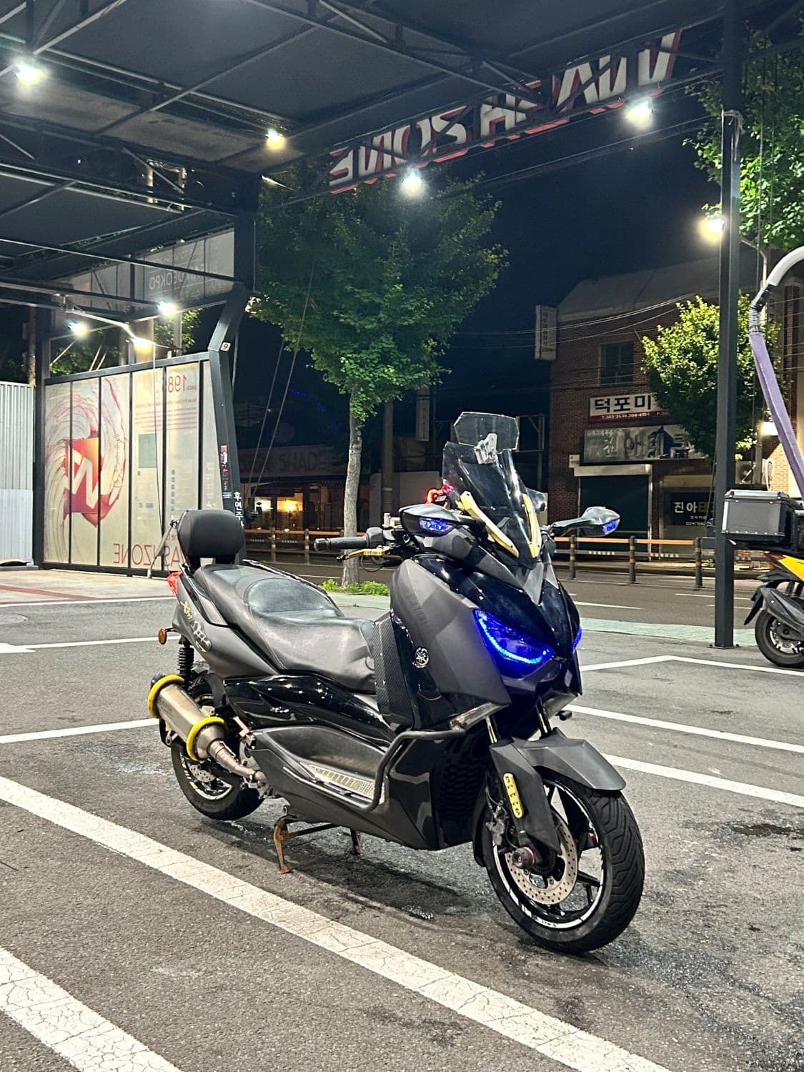 야마하 XMAX 300 ABS 7
