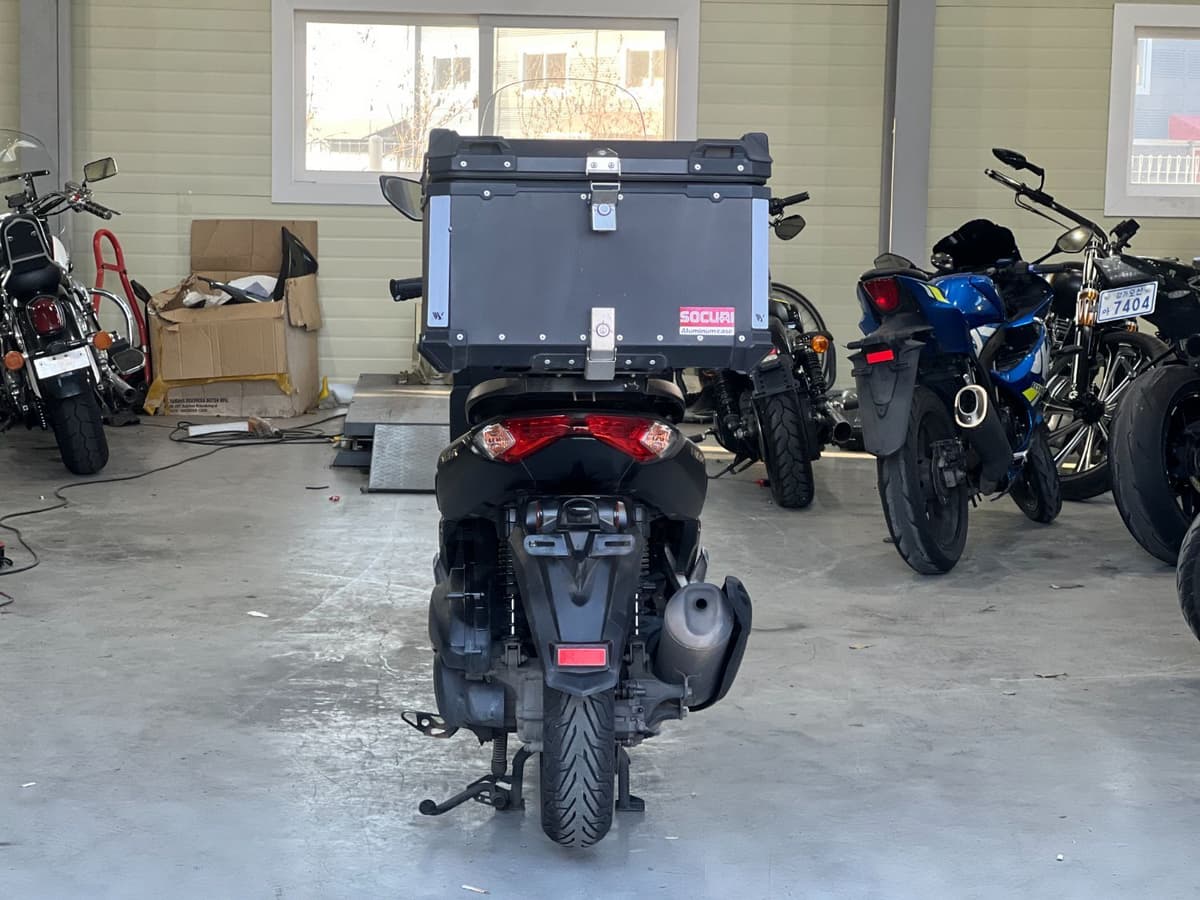 야마하 NMAX 125 6
