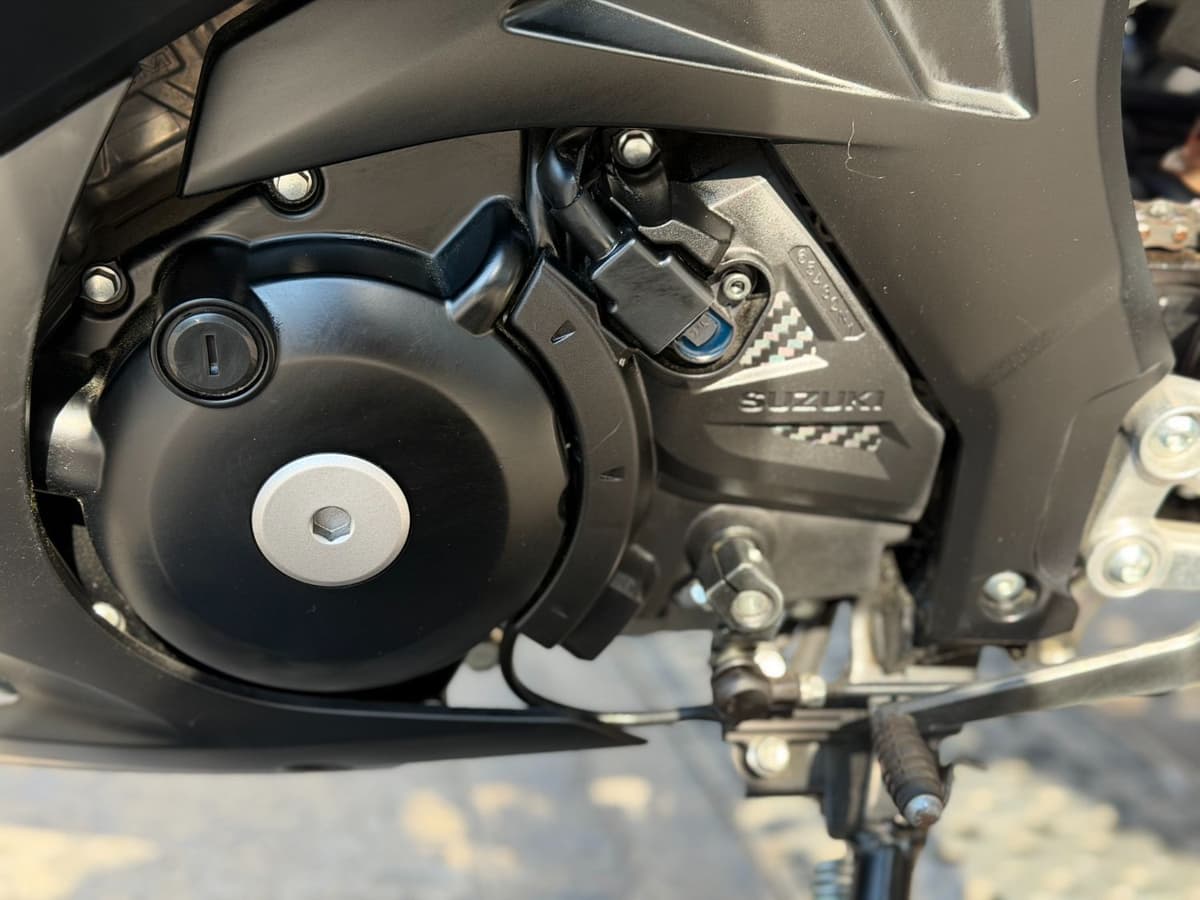 스즈키 GSX R 125 ABS 8