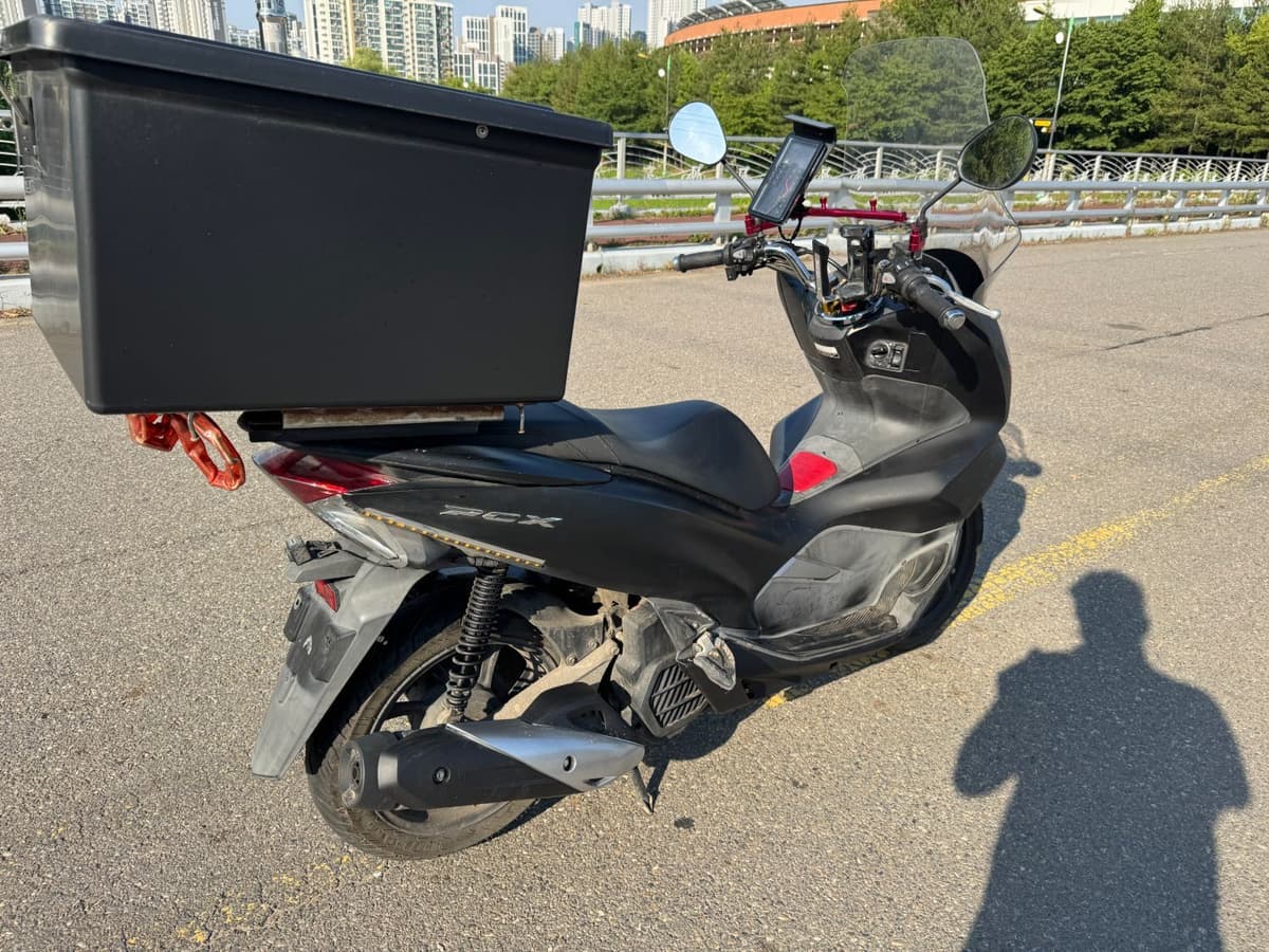 혼다 PCX 125 8