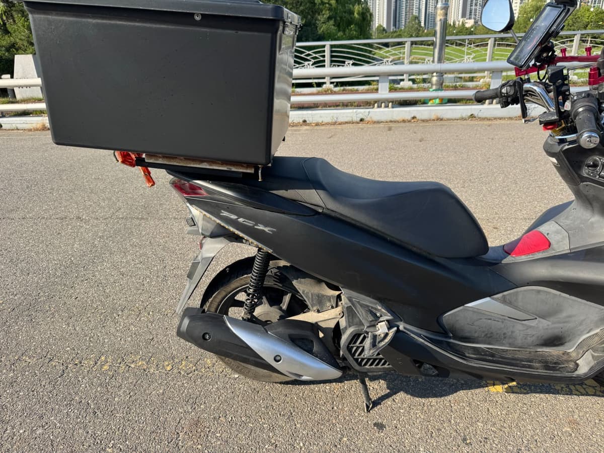혼다 PCX 125 10