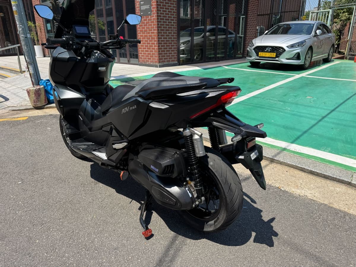혼다 ADV 350 6