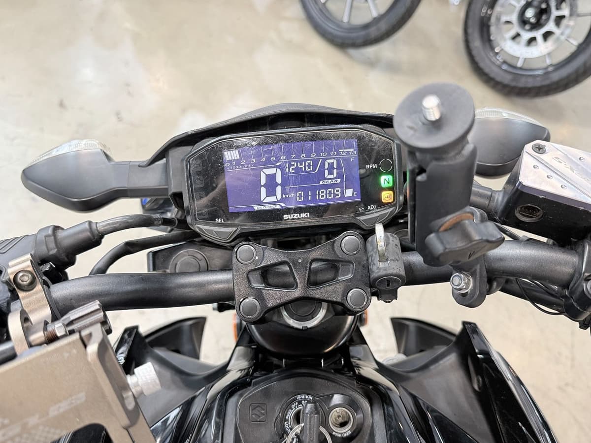 스즈키 GSX S 125 13