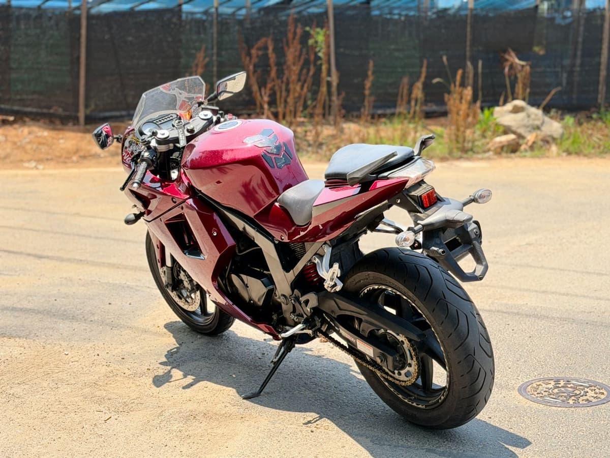 KR모터스 코멧 250 RC 8