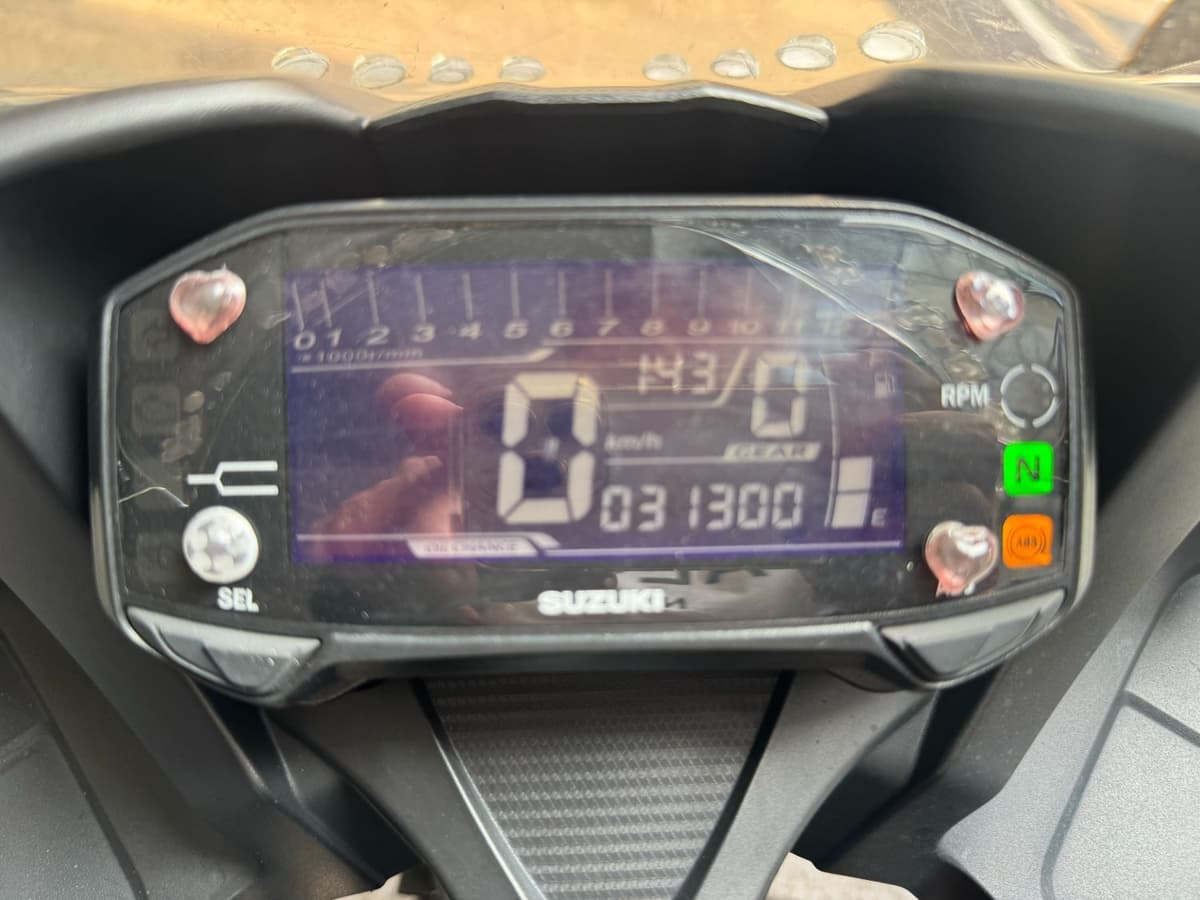 스즈키 GSX R 125 ABS 7