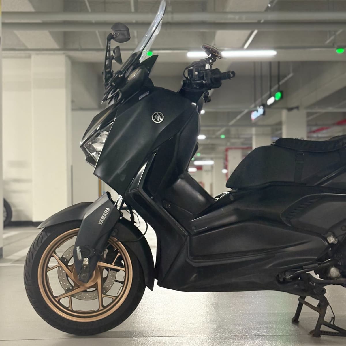 야마하 XMAX 300 ABS 3