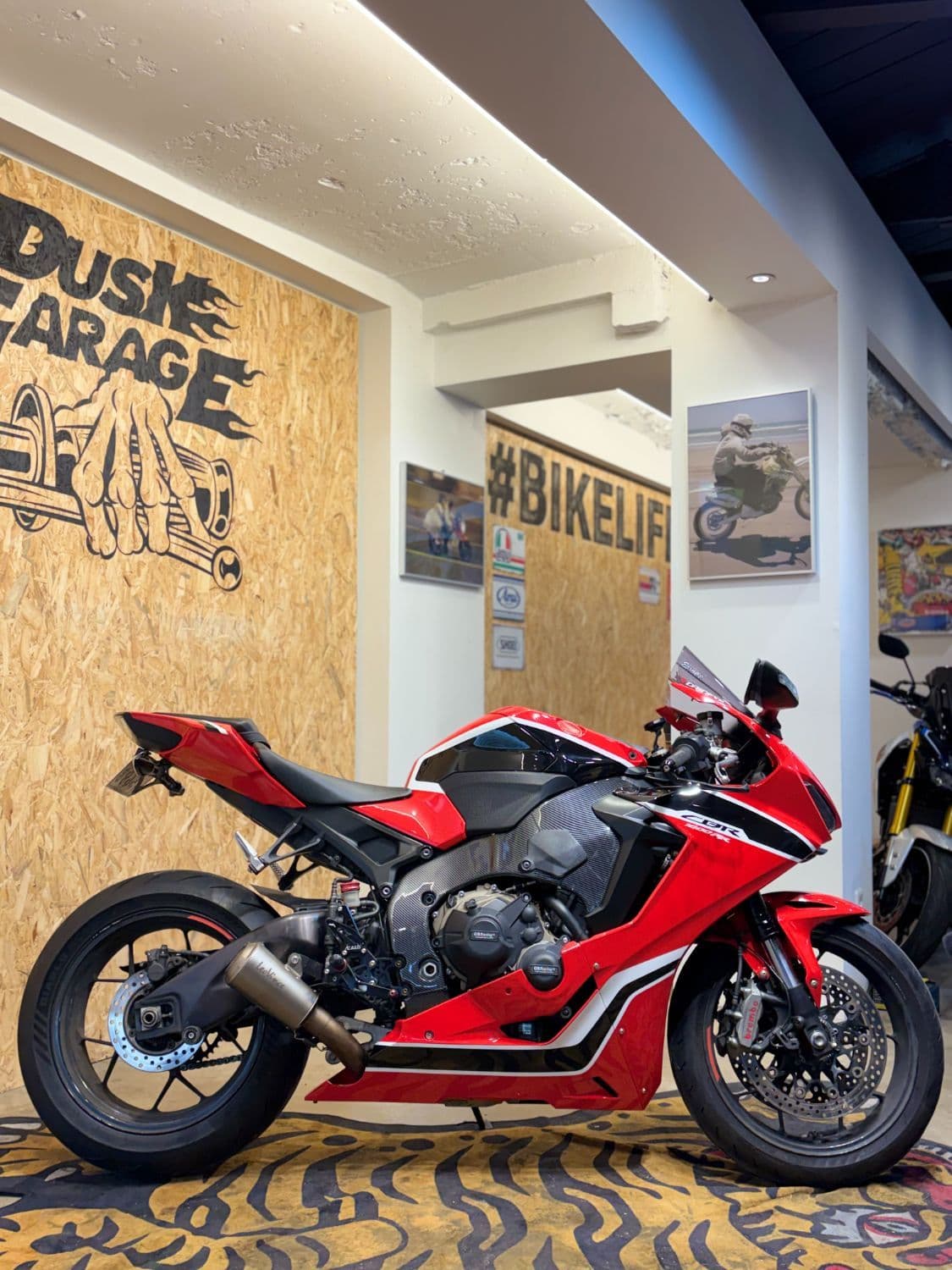 혼다 CBR 1000 RR 2