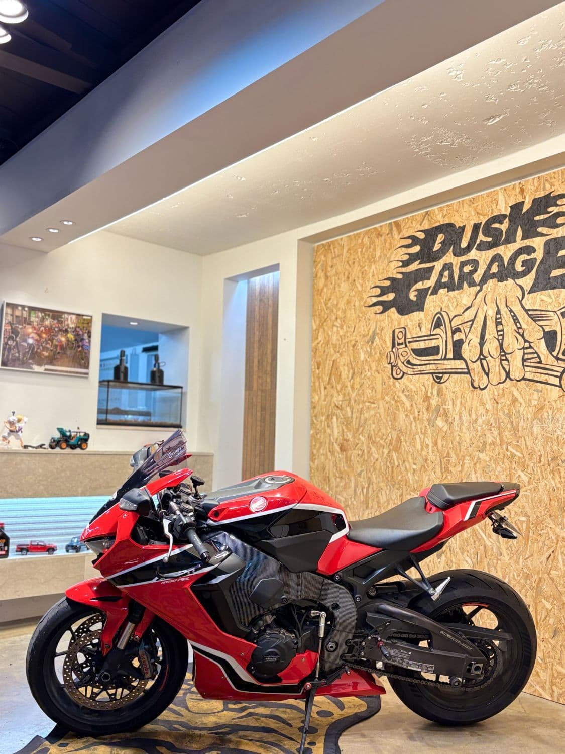 혼다 CBR 1000 RR 4