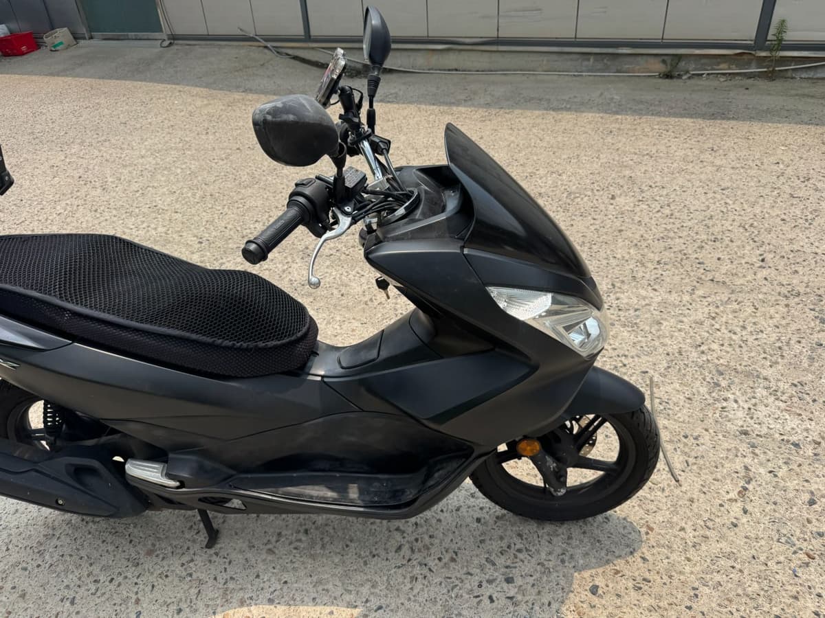 혼다 PCX 125 9