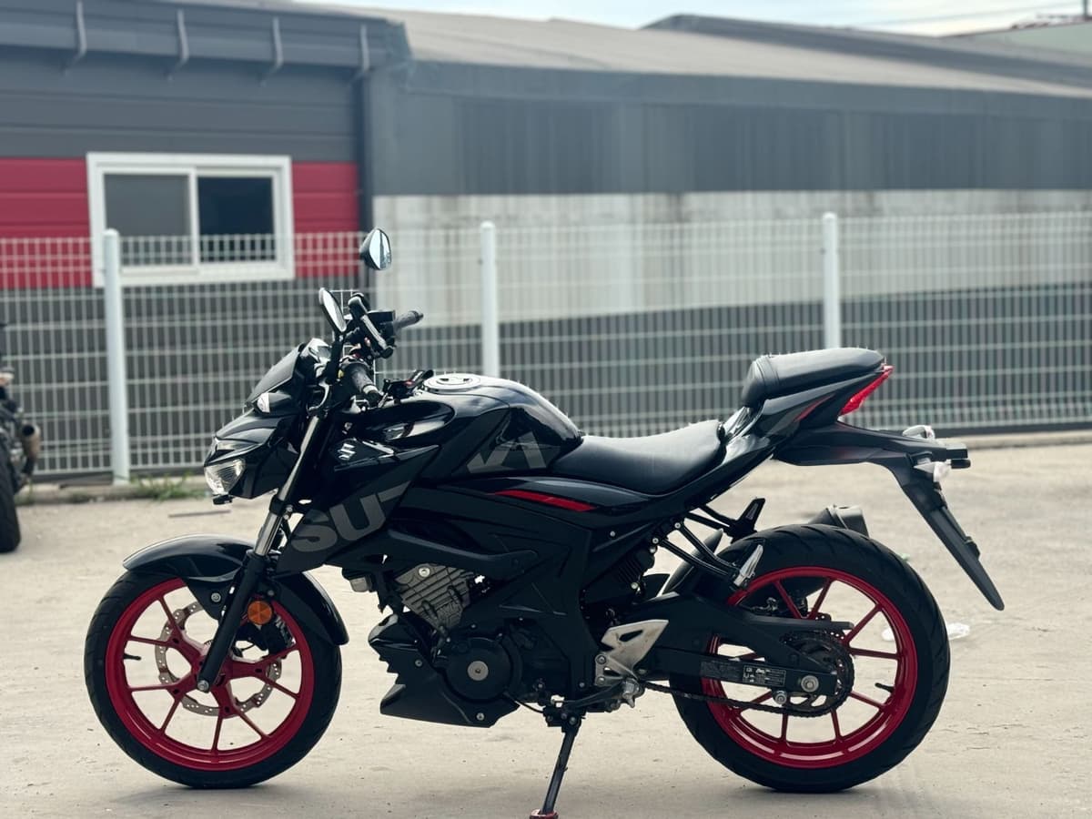 스즈키 GSX S 125 5