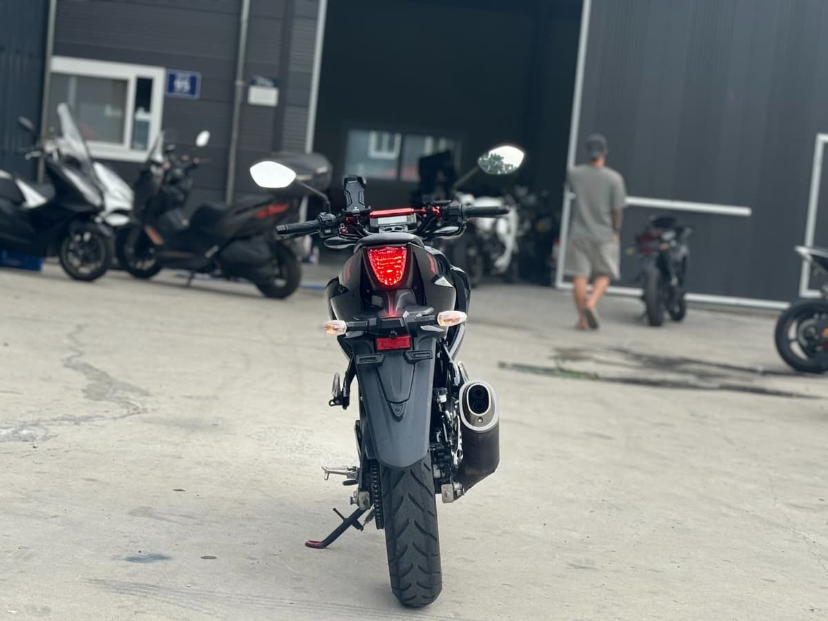 스즈키 GSX S 125 6