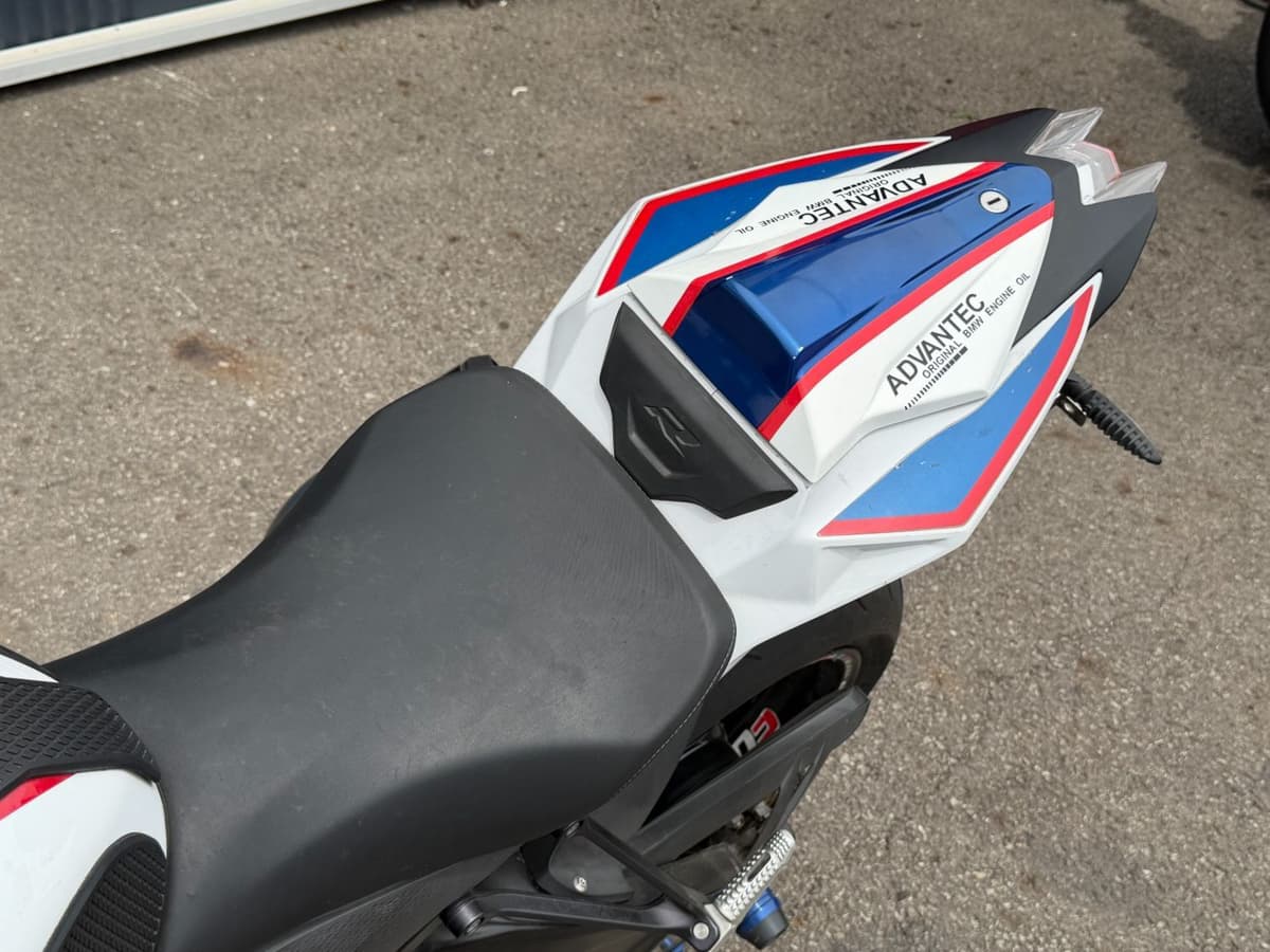 BMW S 1000 R 4