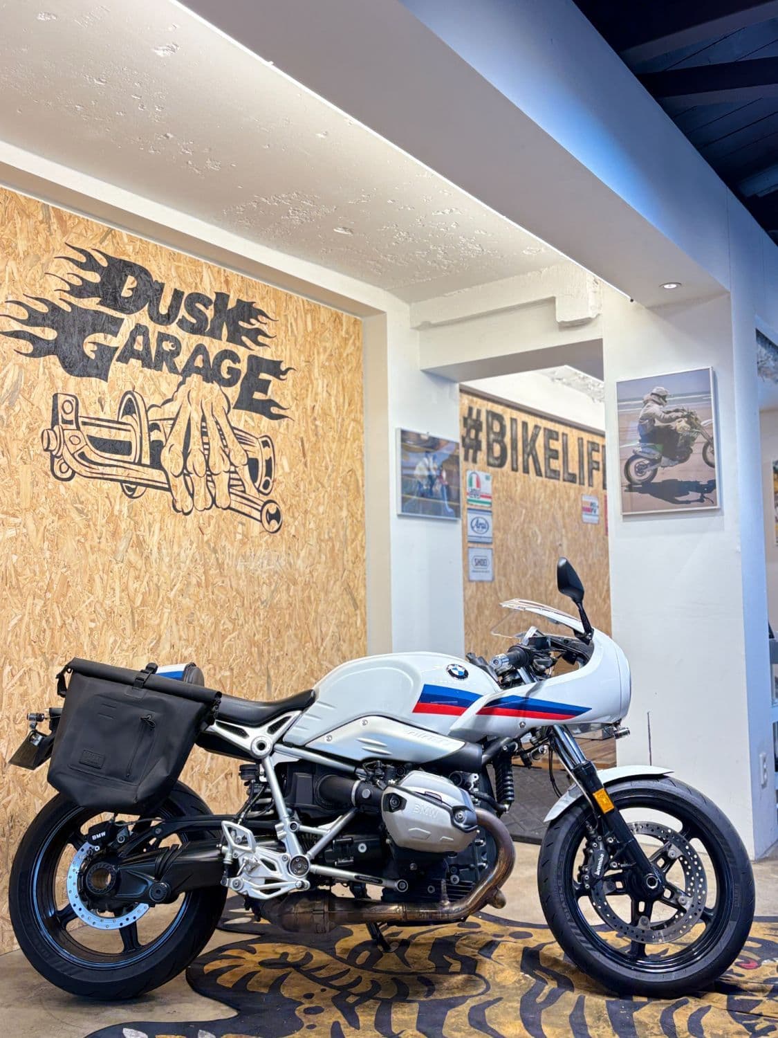 BMW R nine T 레이서 2